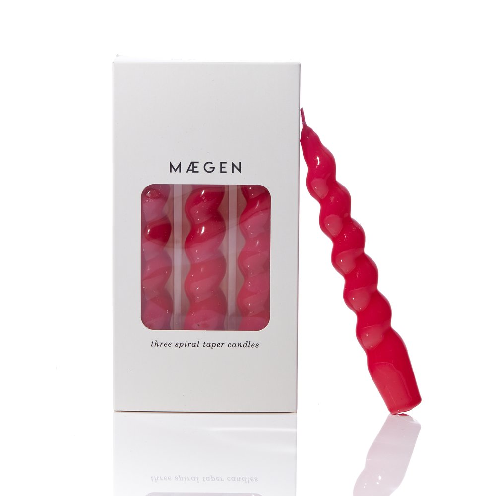 MAEGEN Spiral Taper Candles - Magenta