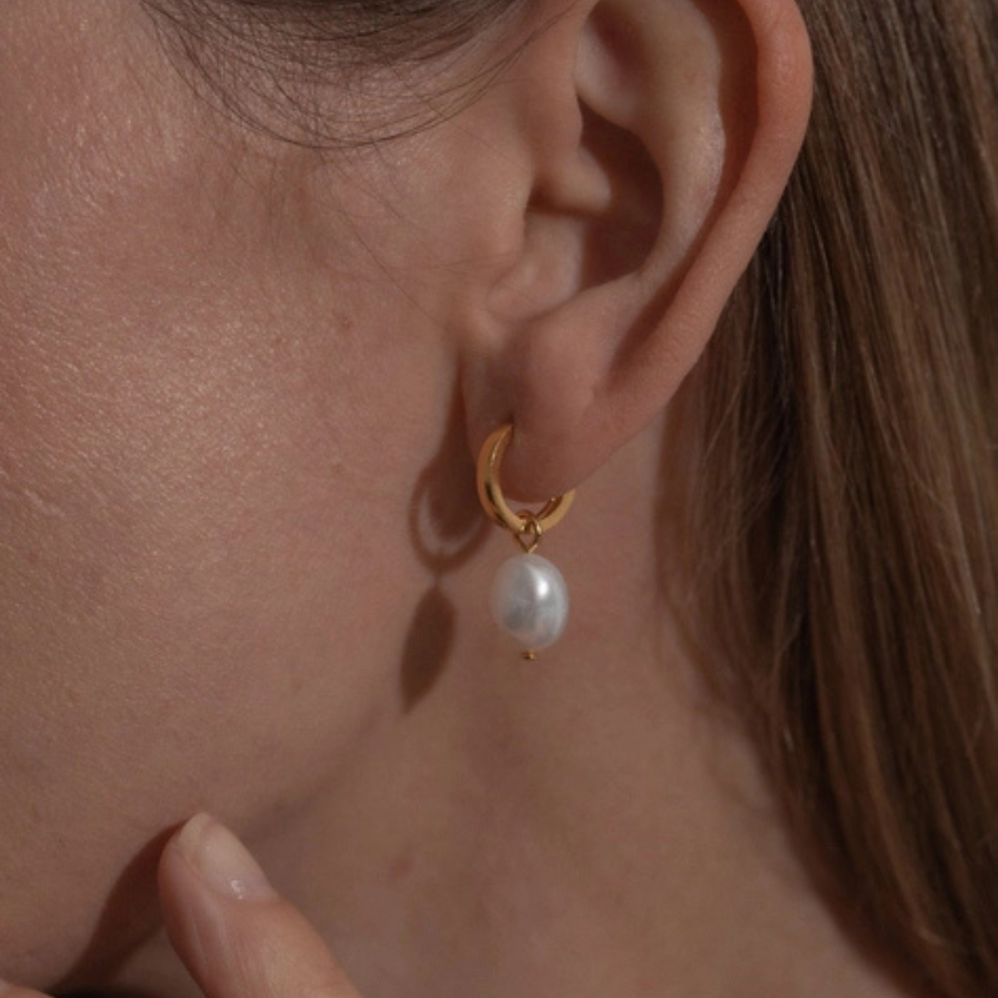 Gold Huggie Earrings - Pearl