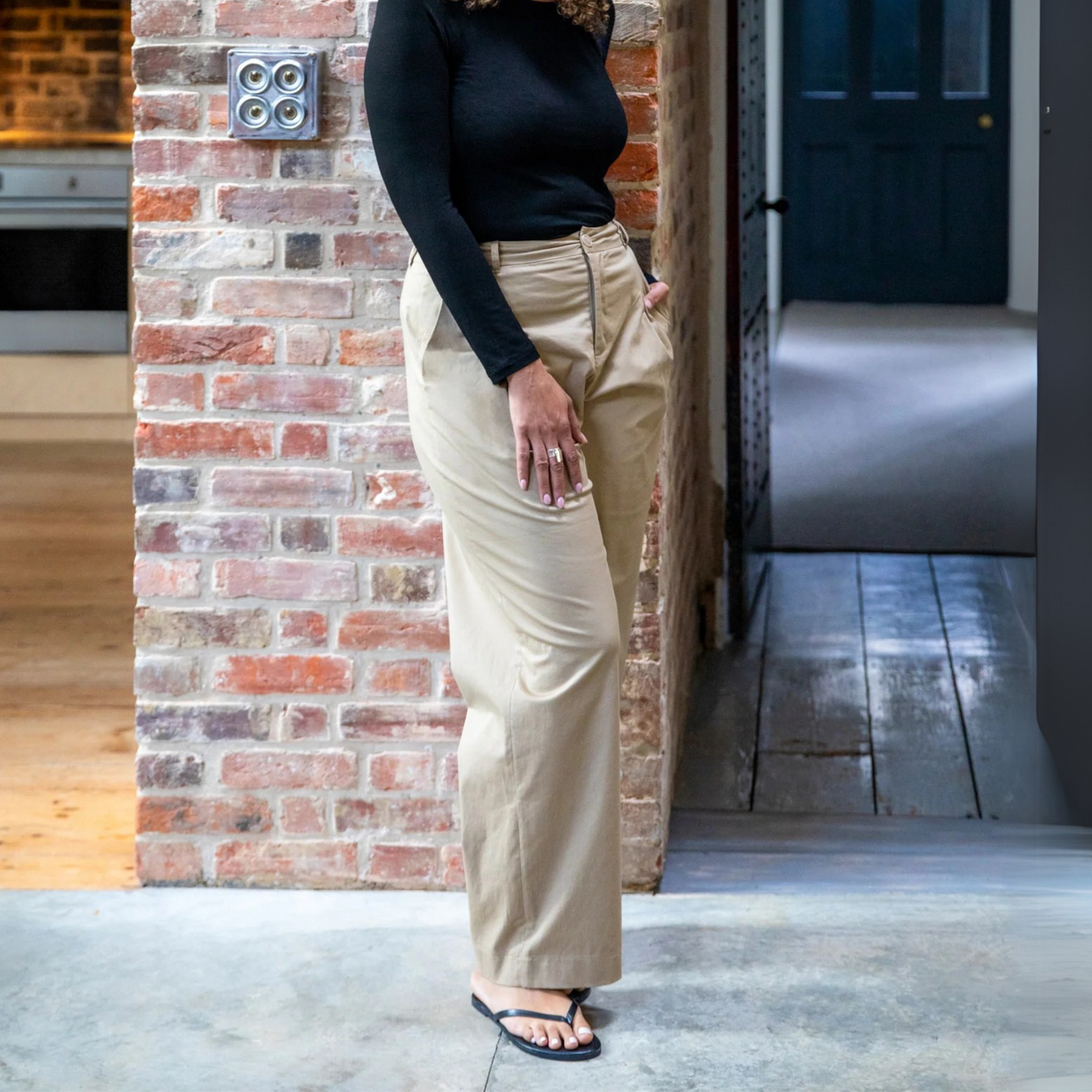 Amelia Trousers - Dark Beige
