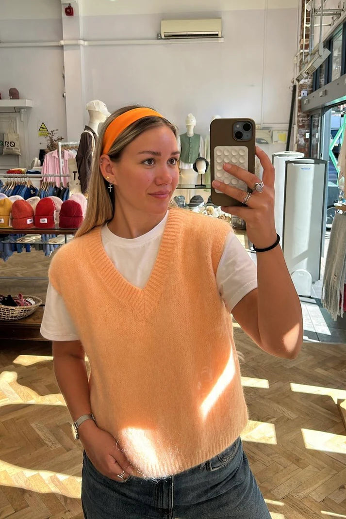 Tessa Knitted Mohair Vest - Peach
