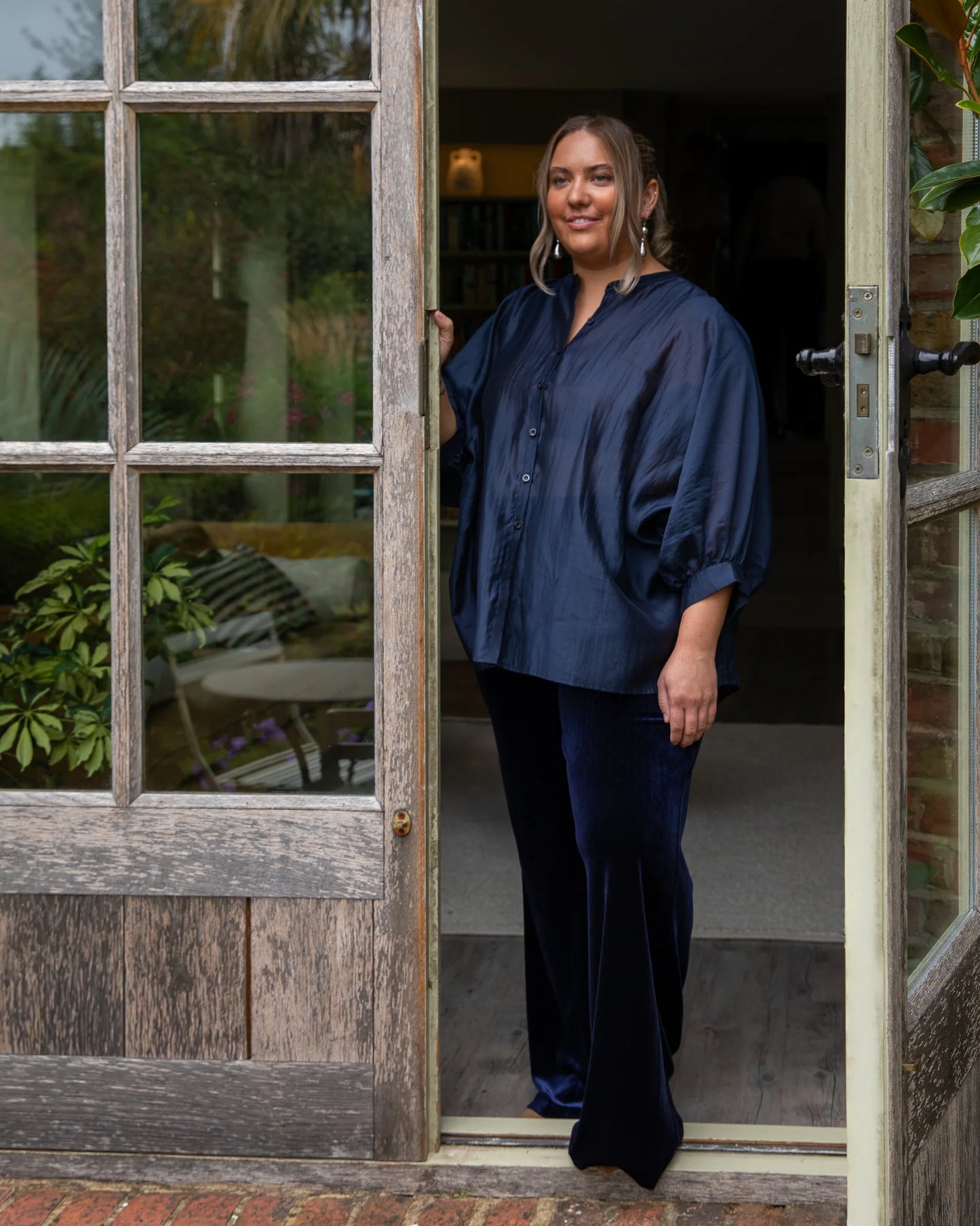 Tabby Velvet Pant - Navy