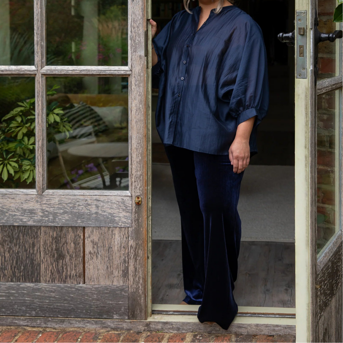 Tabby Velvet Pant - Navy
