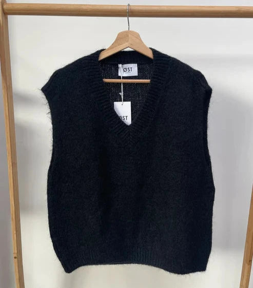 Tessa Knitted Mohair Vest - Black