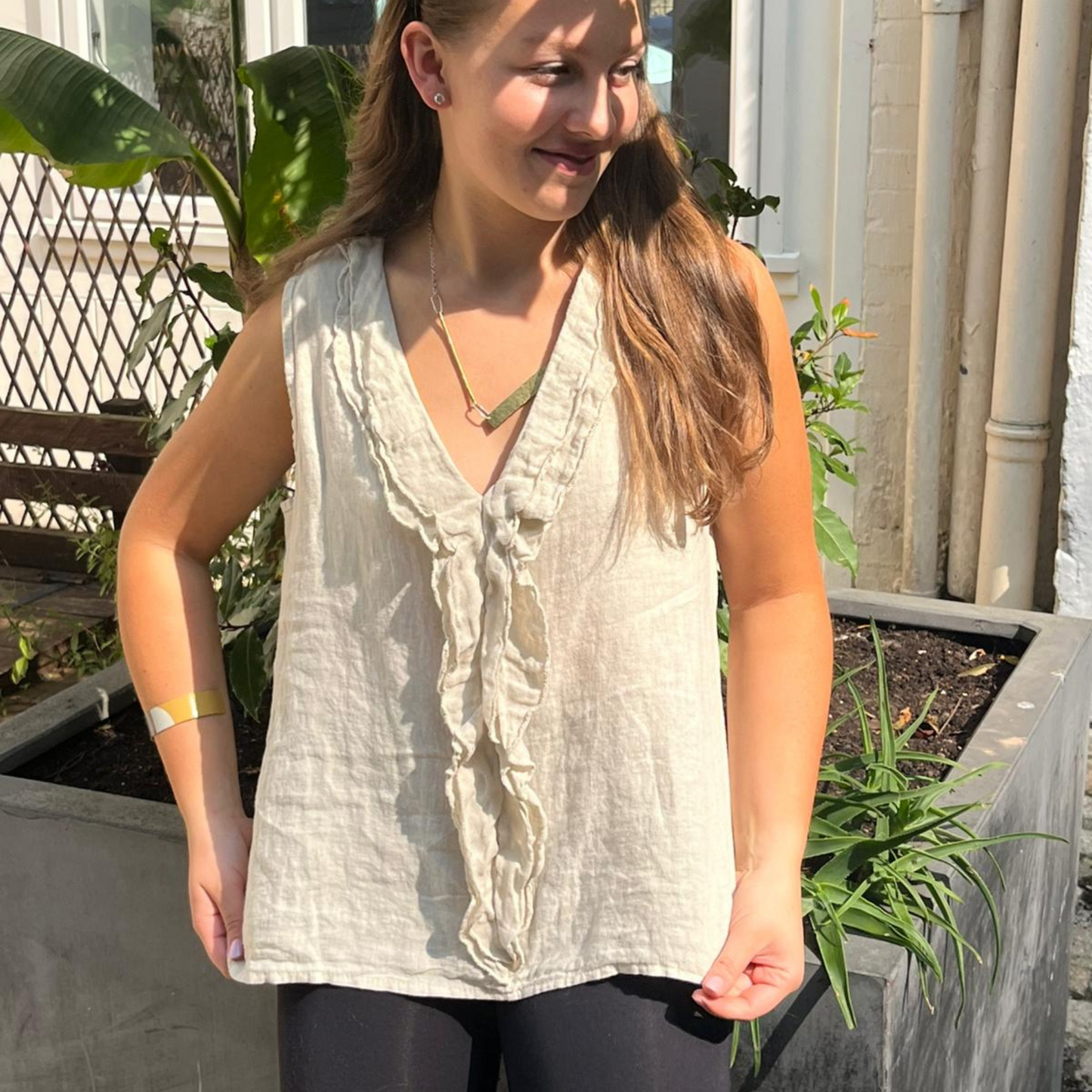 Linen Sleeveless Blouse - Beige