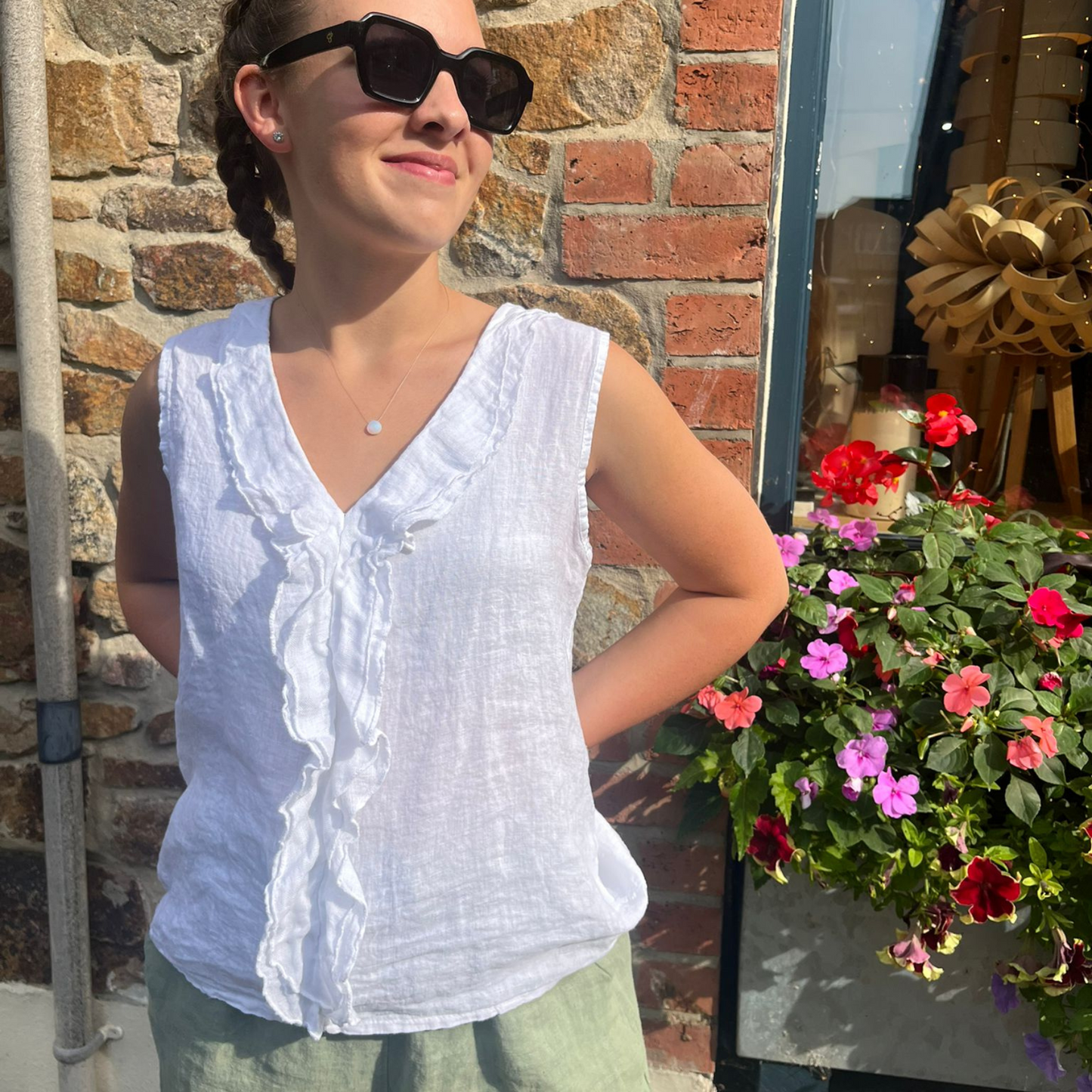 Linen Sleeveless Blouse - White