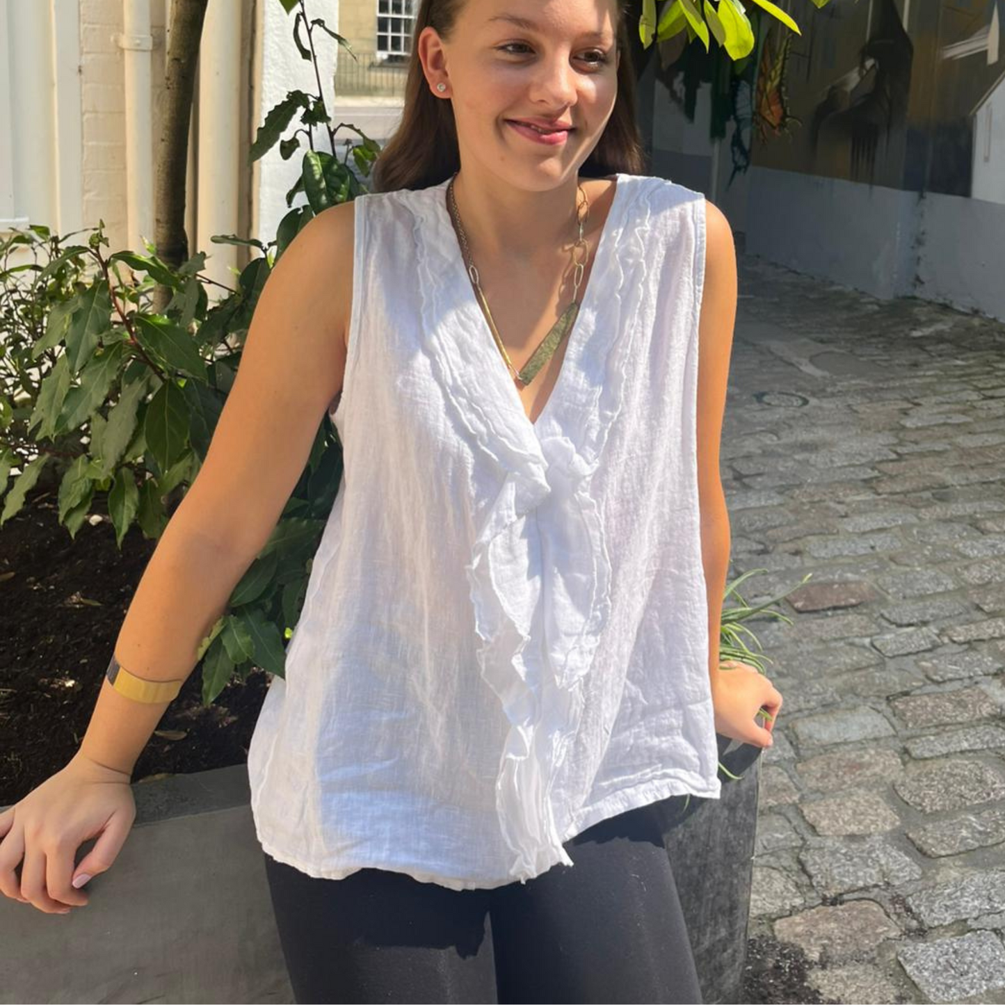 Linen Sleeveless Blouse - White