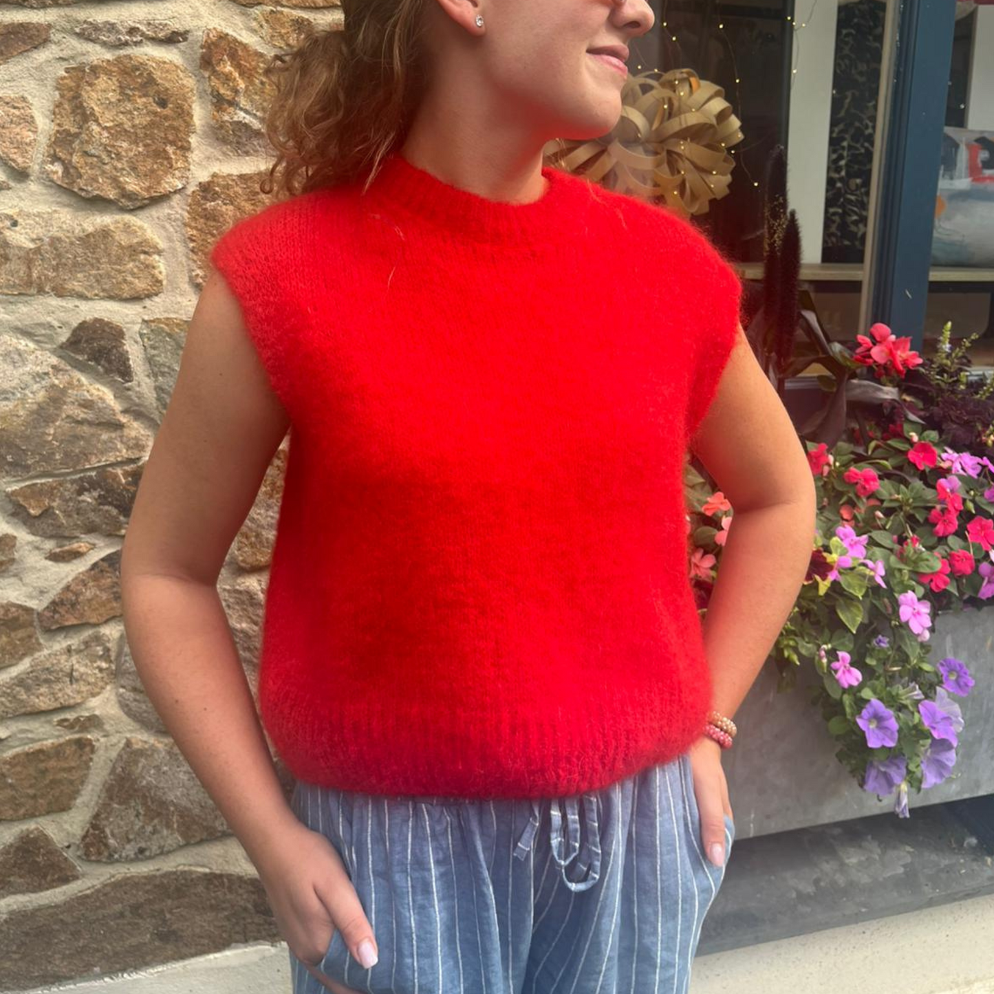 Monika Cropped Mohair Vest - Red