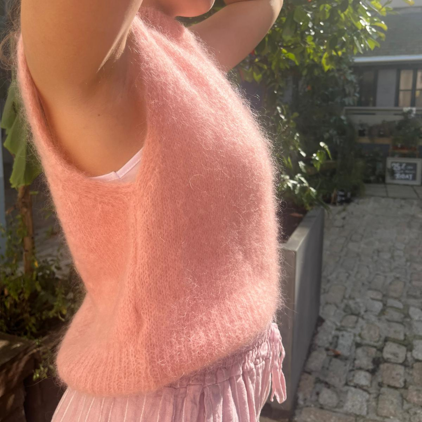 Monika Cropped Mohair Vest - Soft Pink