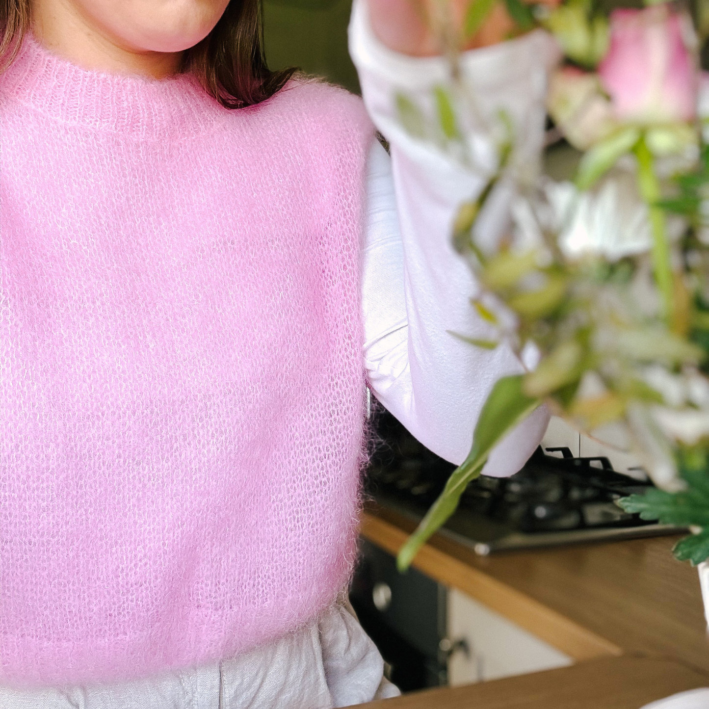 Sleeveless Mohair Crop Sweater - Candy Pink