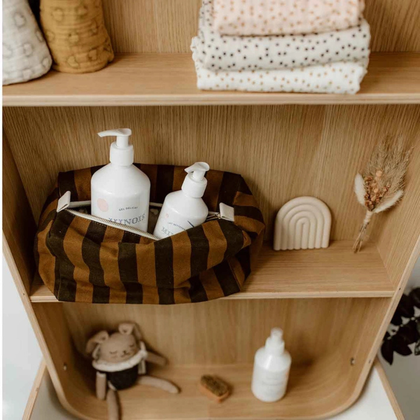 Vic Wash Bag - Cumin Stripes