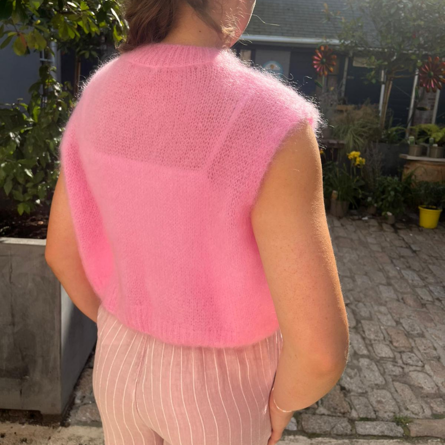 Sleeveless Mohair Crop Sweater - Candy Pink