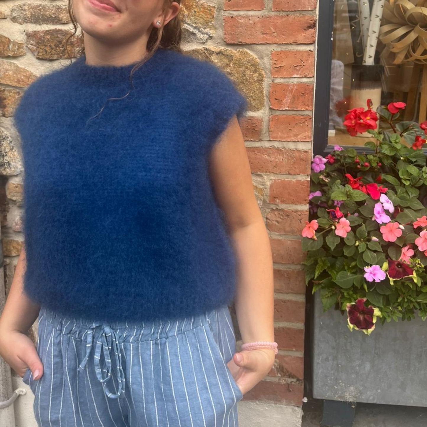 Sleeveless Mohair Crop Sweater - Midnight Blue