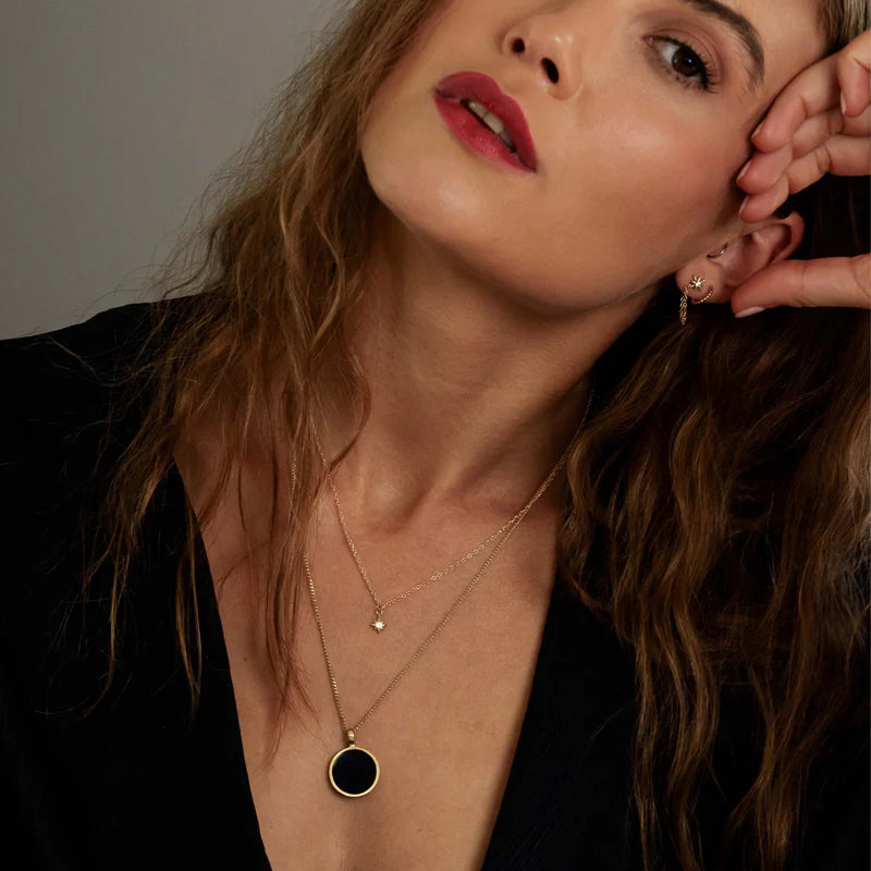 Wanderlust Life Fine Gold Chain Porthole Necklace - Black Onyx