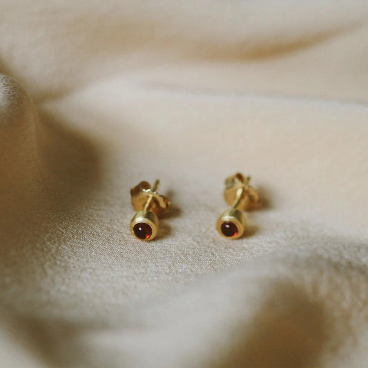 January Birthstone Stud Earrings - Garnet