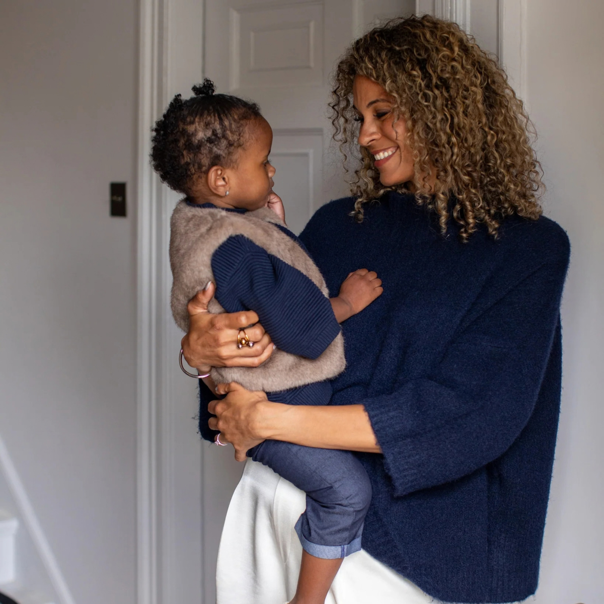Vicki Fluffy Jumper - Navy