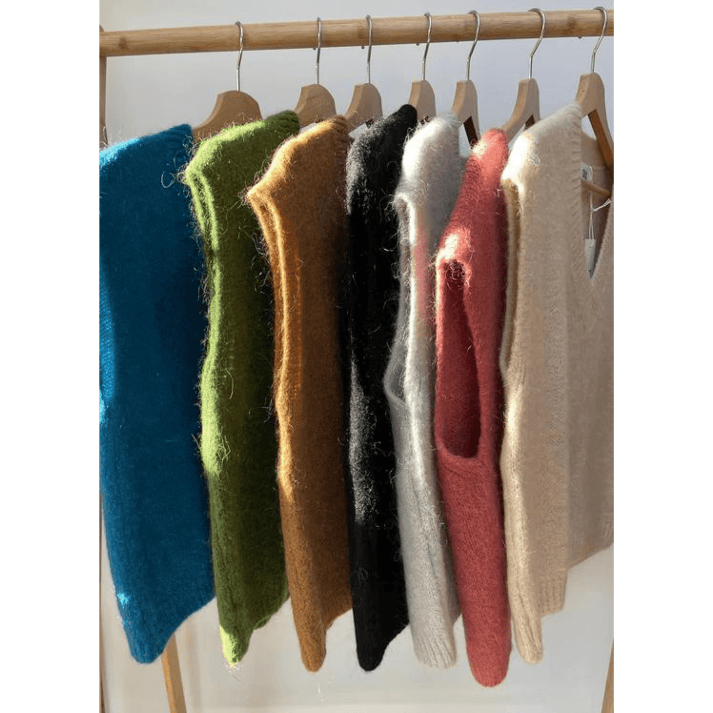 Tessa Knitted Mohair Vest - Sand