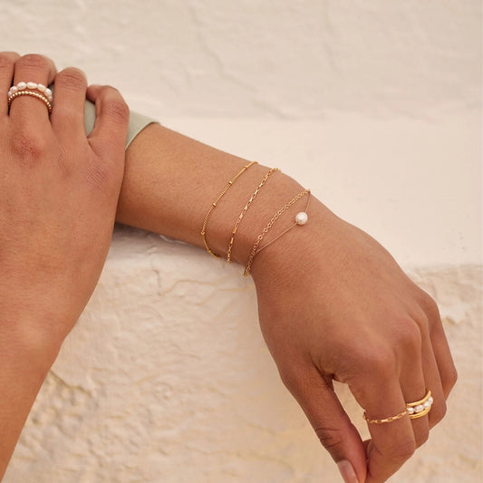 Fine Gold Chain and Silk Bracelet - Pearl