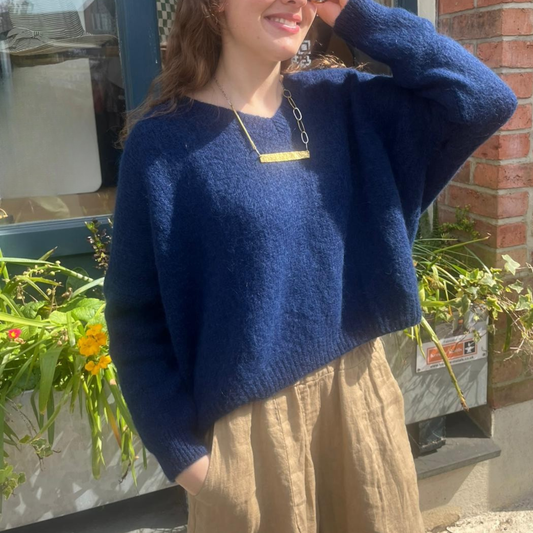 Alpaca Blend V Neck Jumper - Navy