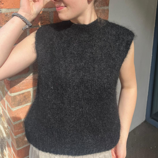 Astrid Mohair Cropped Vest - Black