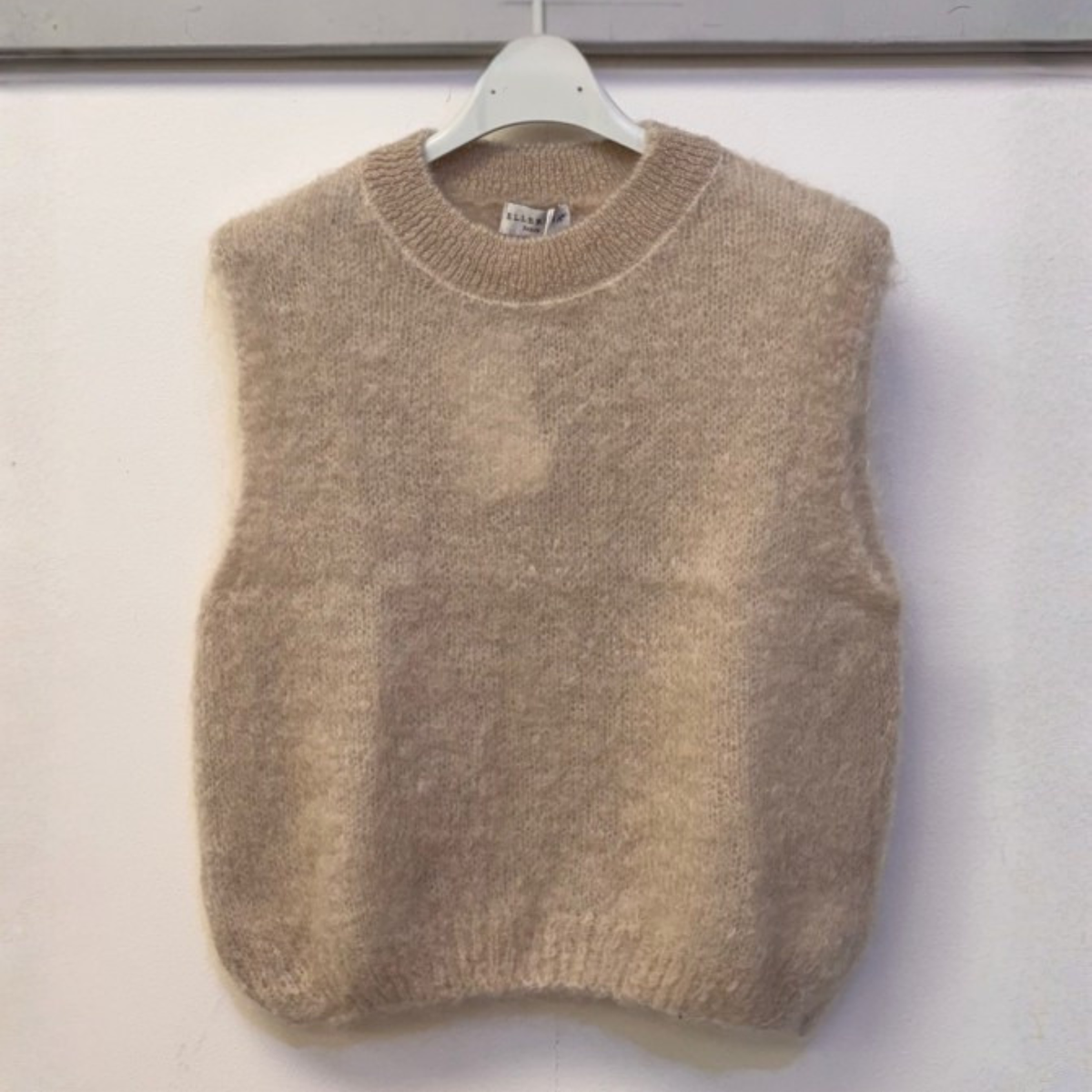 Astrid Mohair Cropped Vest - Stone