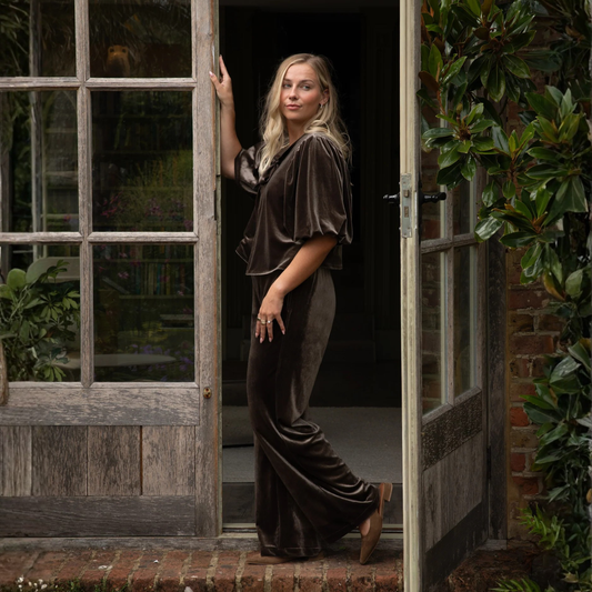 Evie Velvet Trousers - Truffle