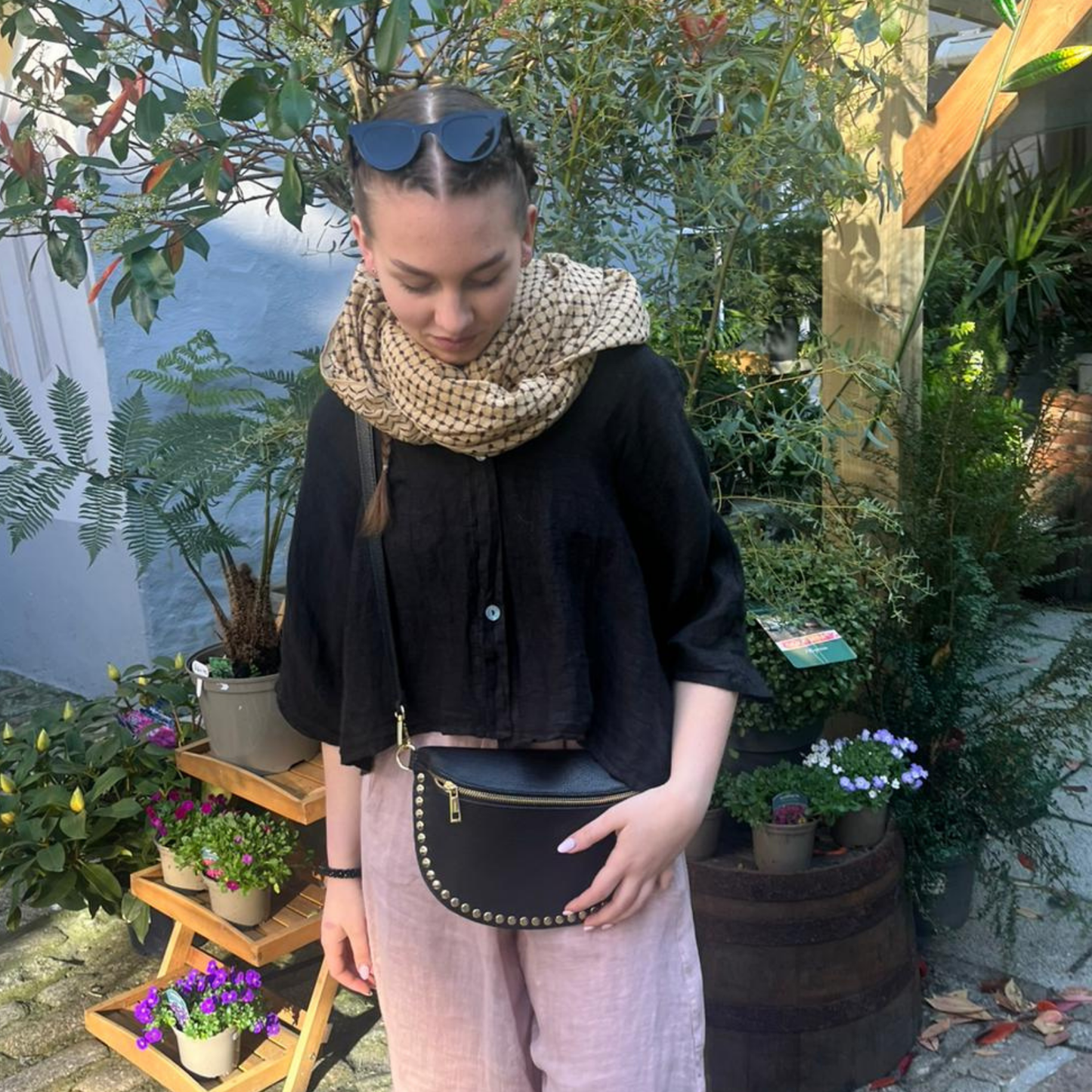 Linen Short Sleeve Button Blouse - Black