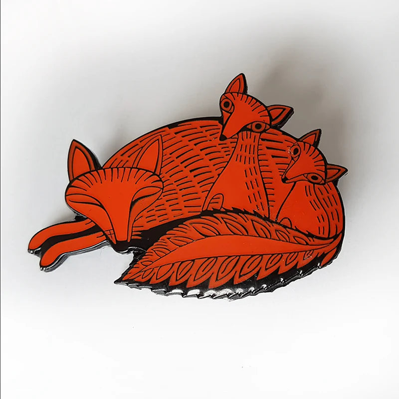 Pin Brooch - Fox and Cubs