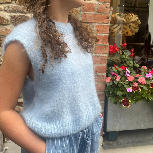 Monika Cropped Mohair Vest - Light Blue