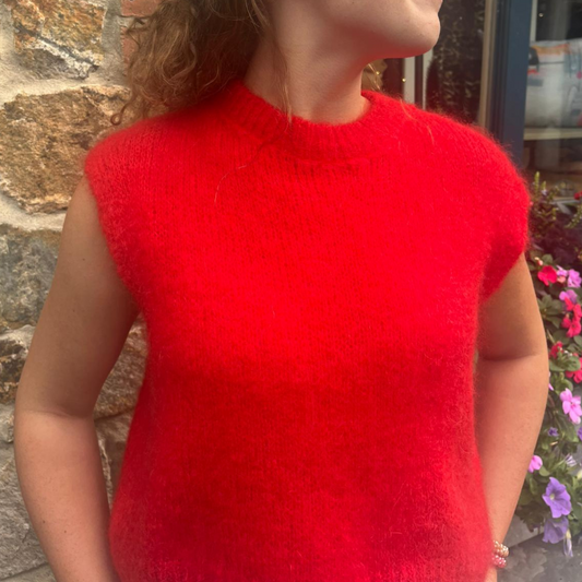 Monika Cropped Mohair Vest - Red