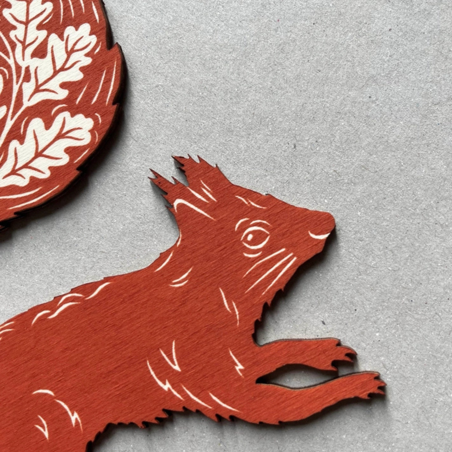 Wooden Hanging Decoration - Rusty Red Squirrel