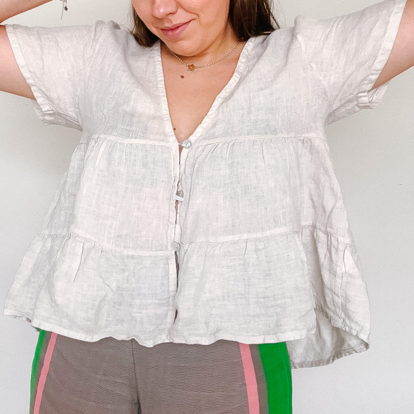 Short Sleeve Buttoned Linen Blouse - Beige