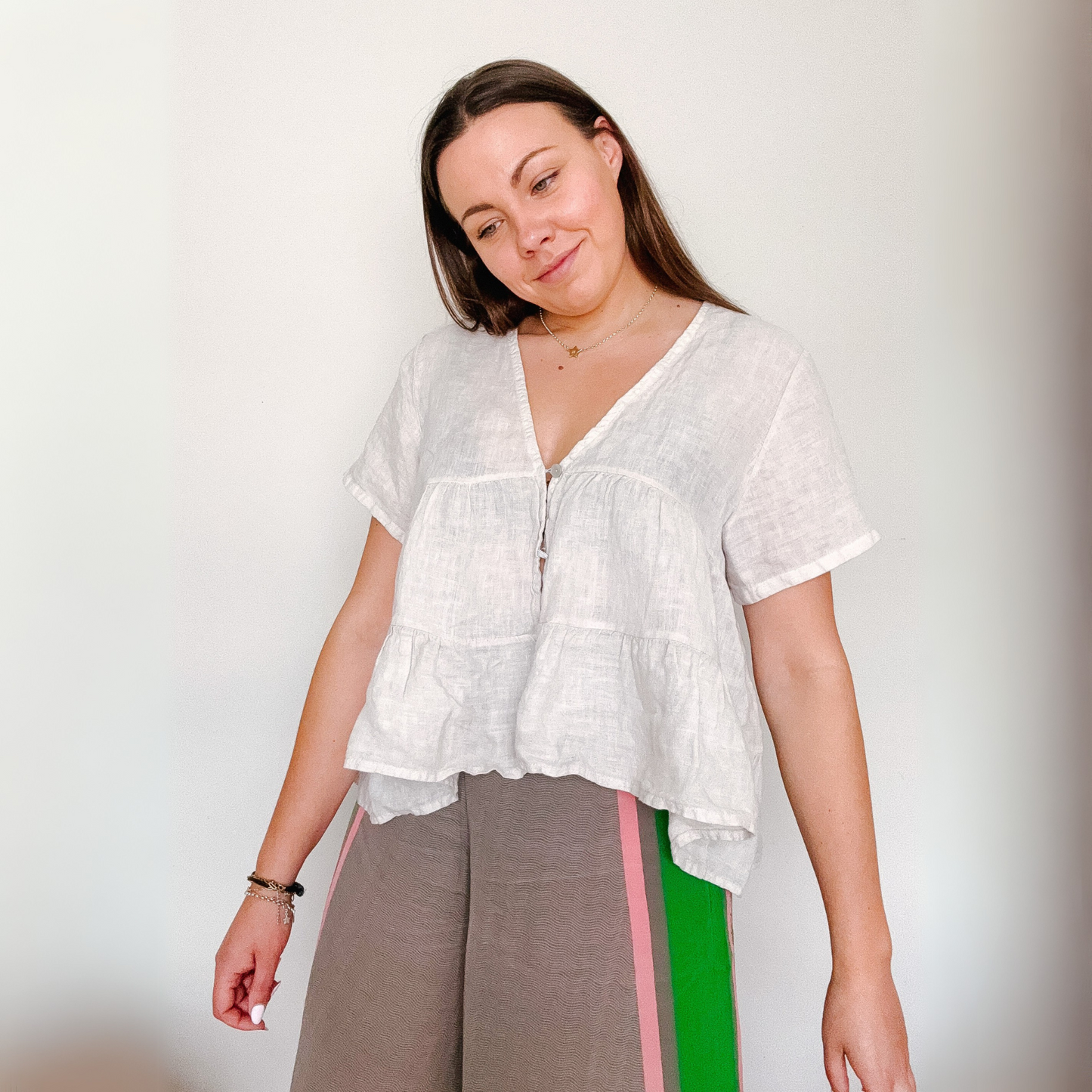 Short Sleeve Buttoned Linen Blouse - Beige