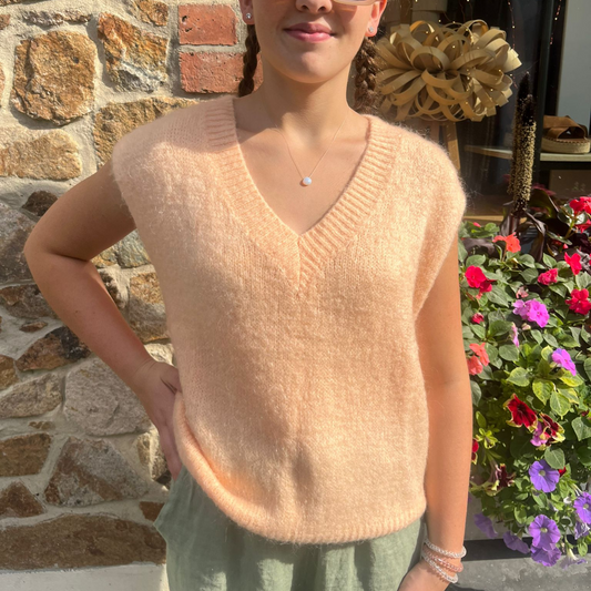 Tessa Knitted Mohair Vest - Peach