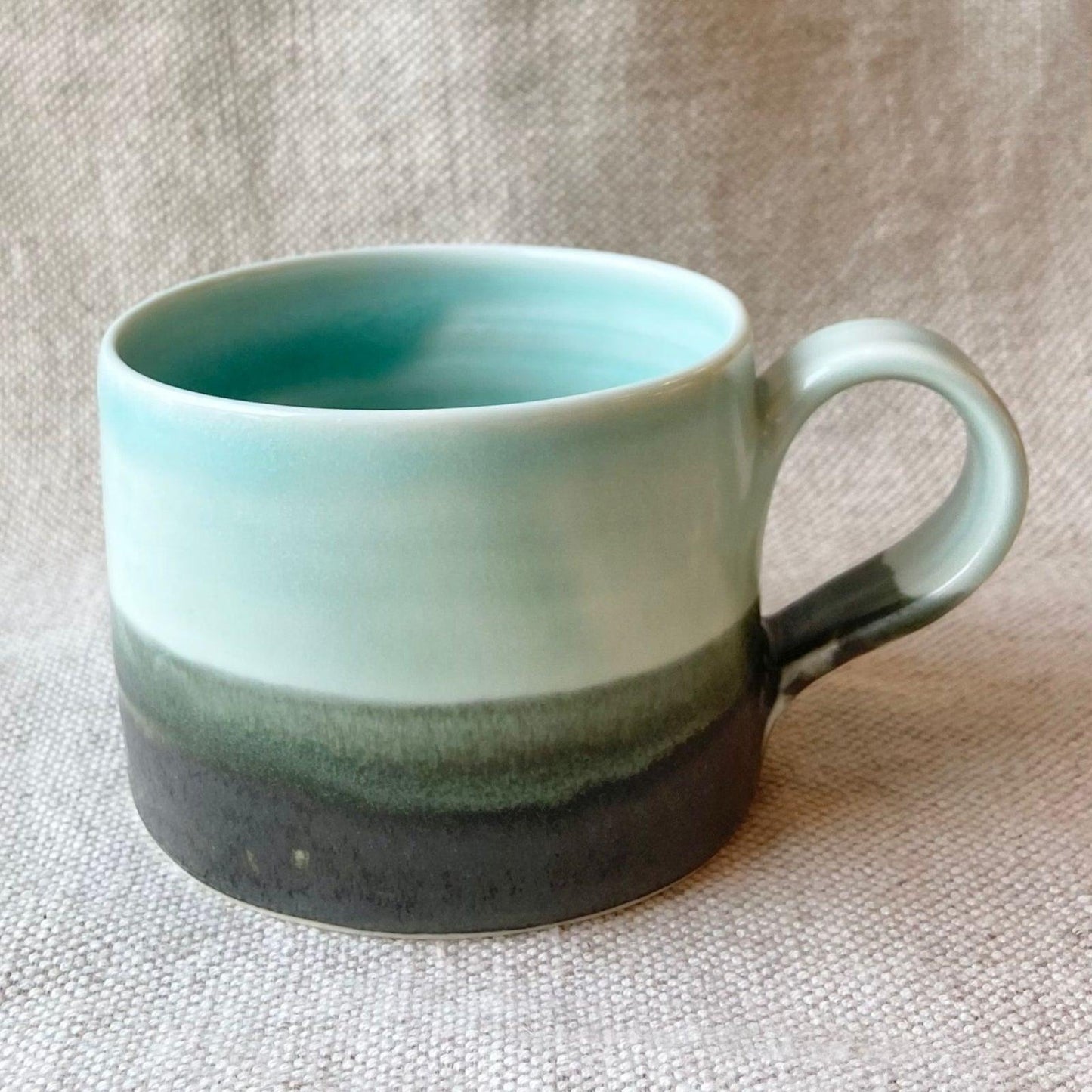 Edit Juhasz Ceramics Medium Mug - Turquoise