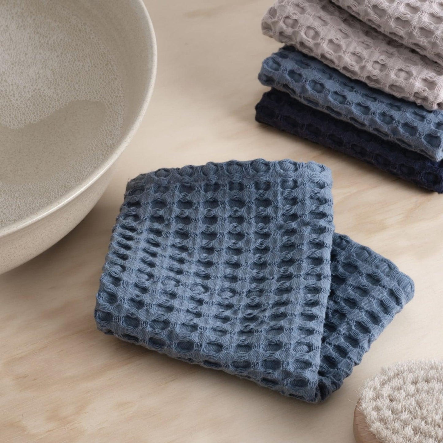 The Organic Company Pack of 3 Big Waffle Wash Cloths - Grey Blue