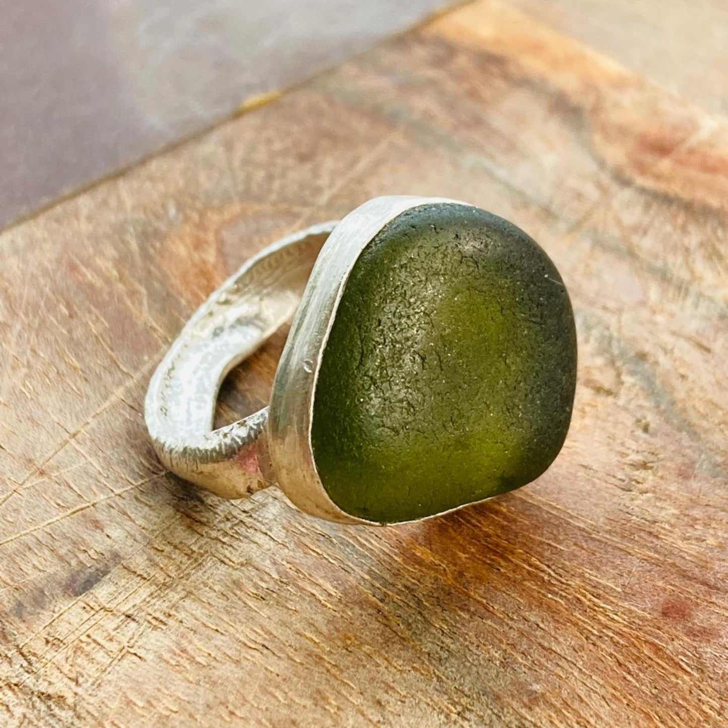 Sarah Drew Medium Eco Silver Ring - Olive Green Sea Glass