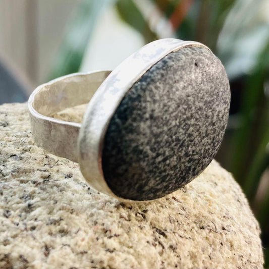 Sarah Drew Medium Eco Silver Ring - Speckled Pebble