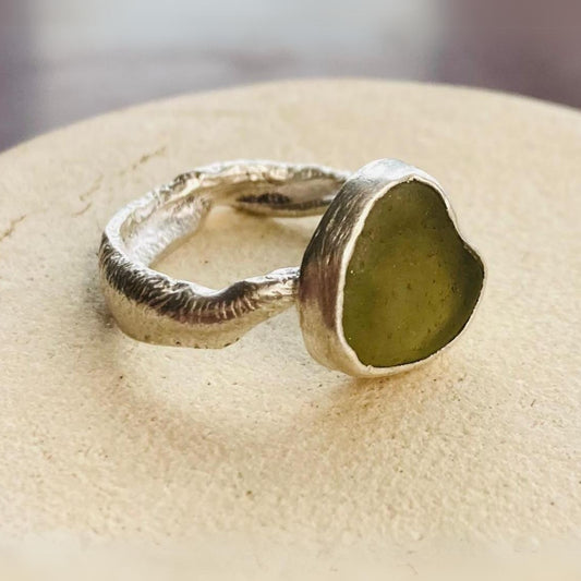 Sarah Drew Small Eco Silver Ring - Pistachio Green Sea Glass